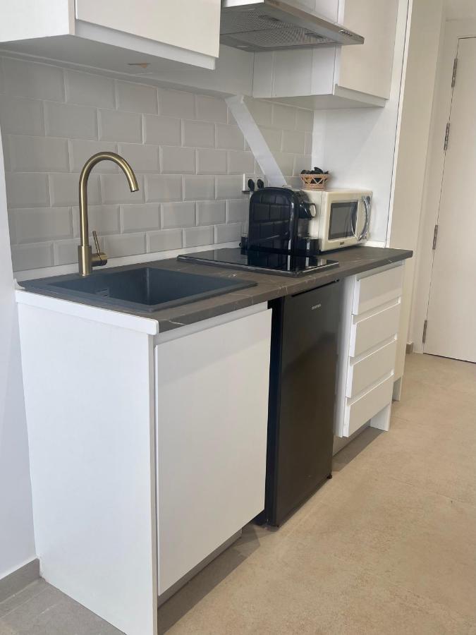 Sky Views Studio In City Centre Аликанте Экстерьер фото