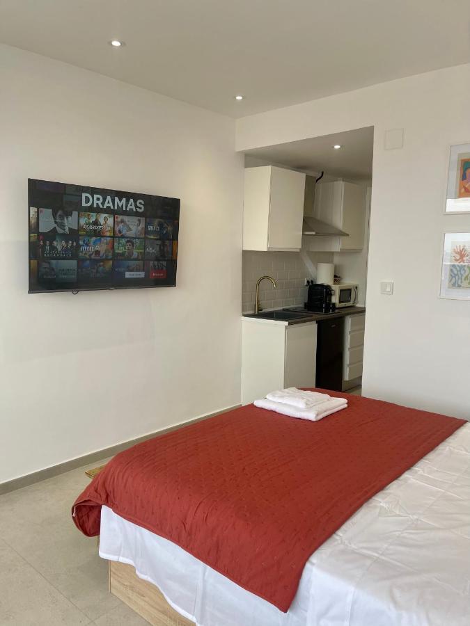 Sky Views Studio In City Centre Аликанте Экстерьер фото